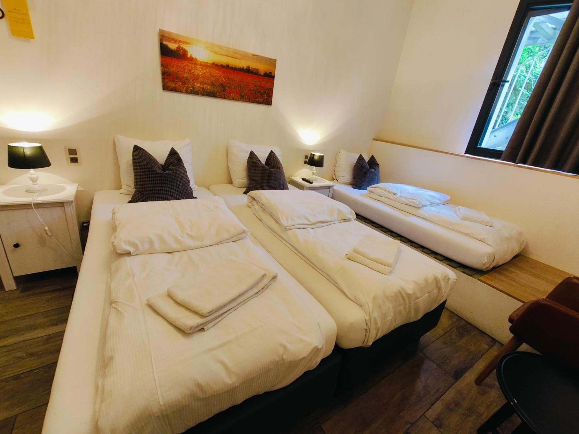 Hotel Ladeuze Лёвен Экстерьер фото